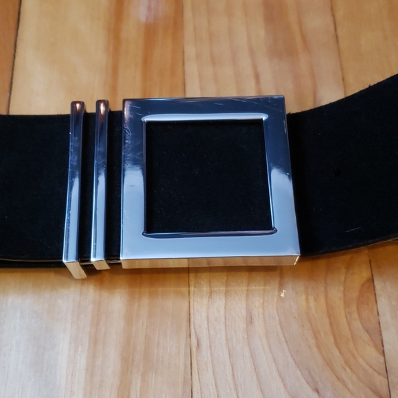 Leather Belt - Picture 2 of 4